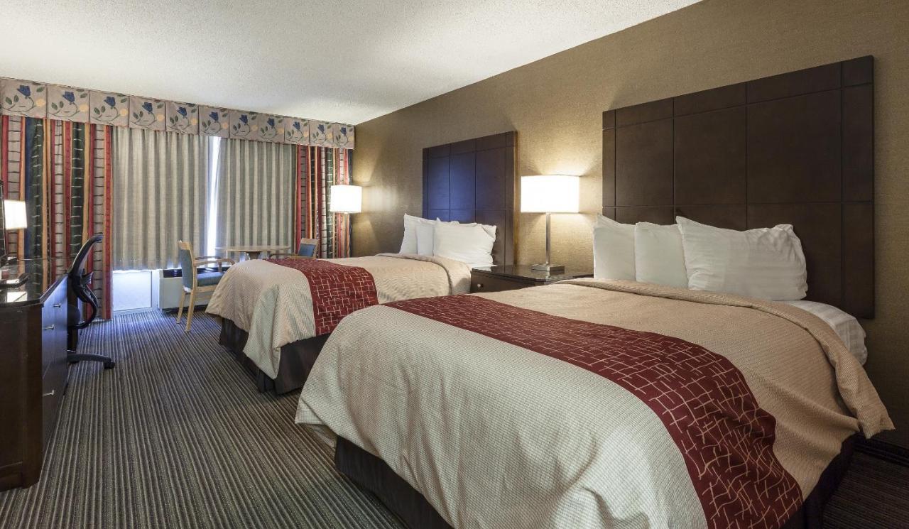 Red Roof Inn & Suites Dekalb Luaran gambar