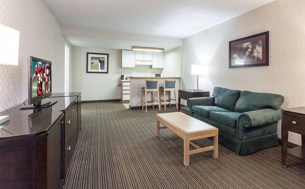 Red Roof Inn & Suites Dekalb Luaran gambar