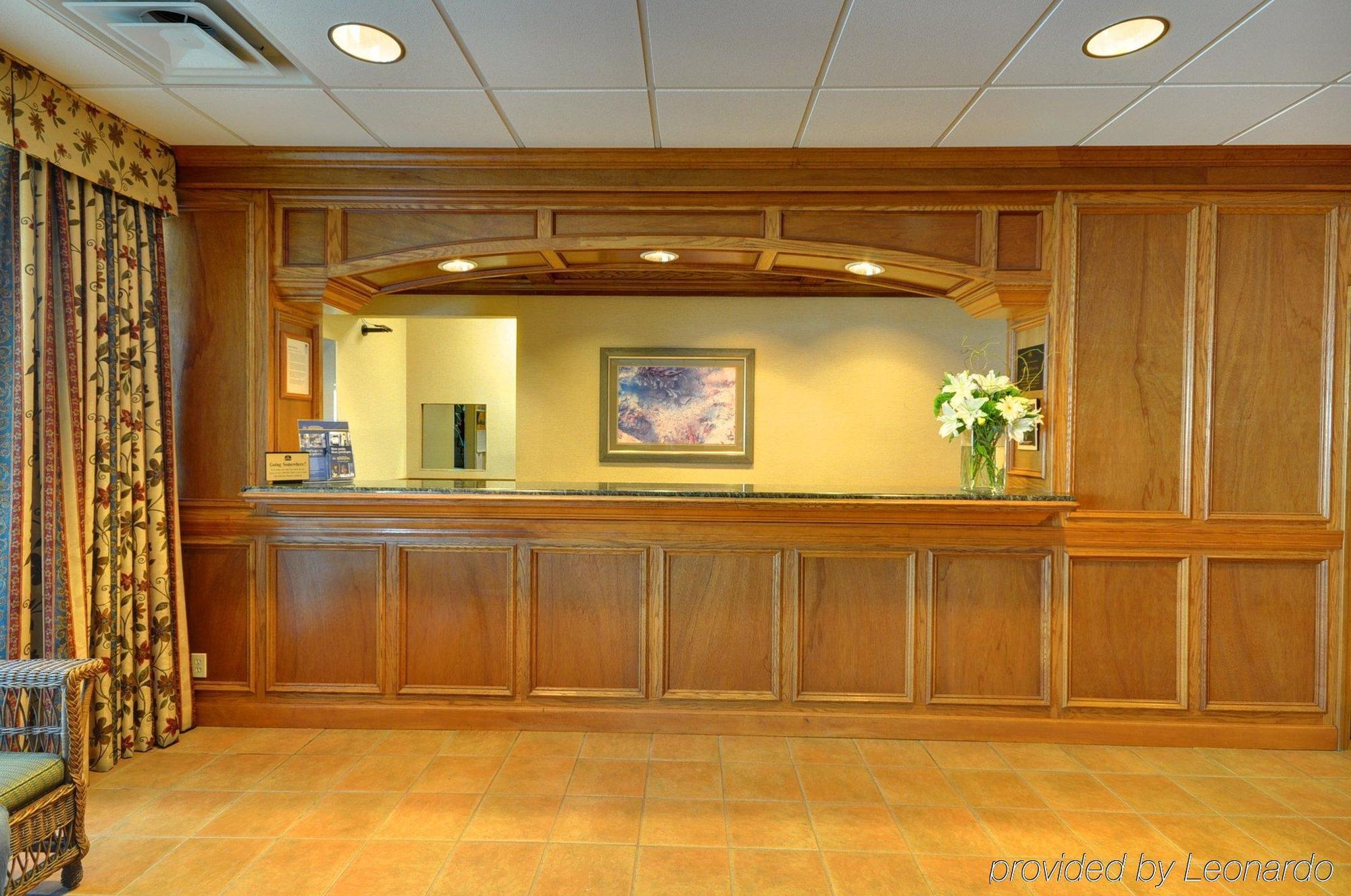Red Roof Inn & Suites Dekalb Luaran gambar