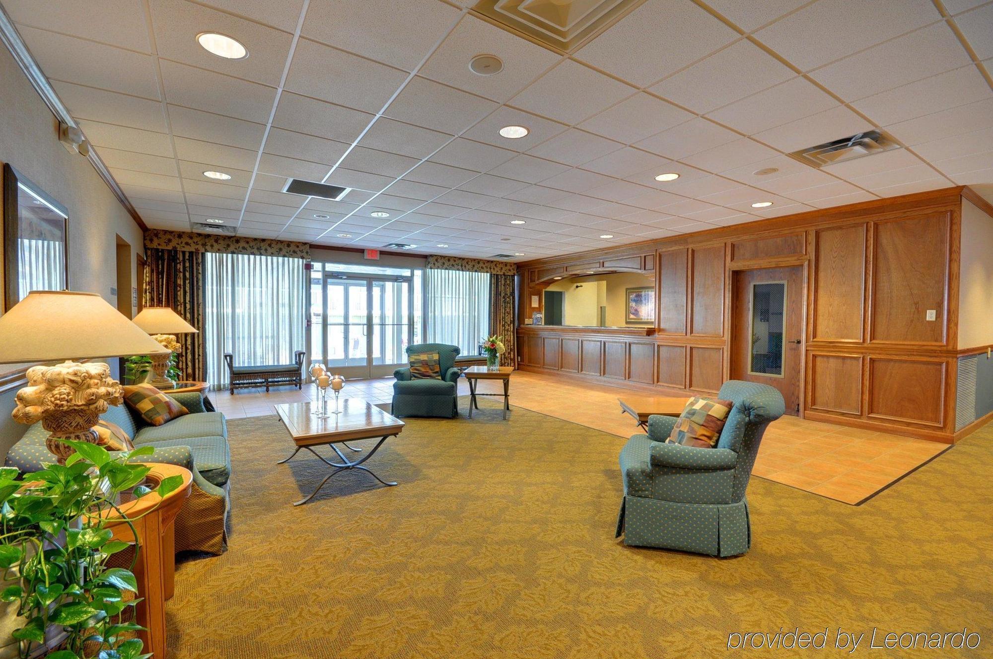 Red Roof Inn & Suites Dekalb Luaran gambar